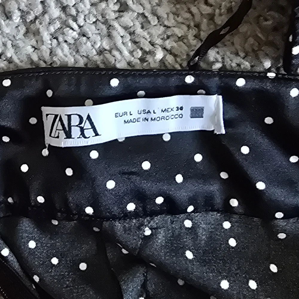 Zara Black and White Polkadot Crossover Dress With Spaghetti Straps - Picture 10 of 10